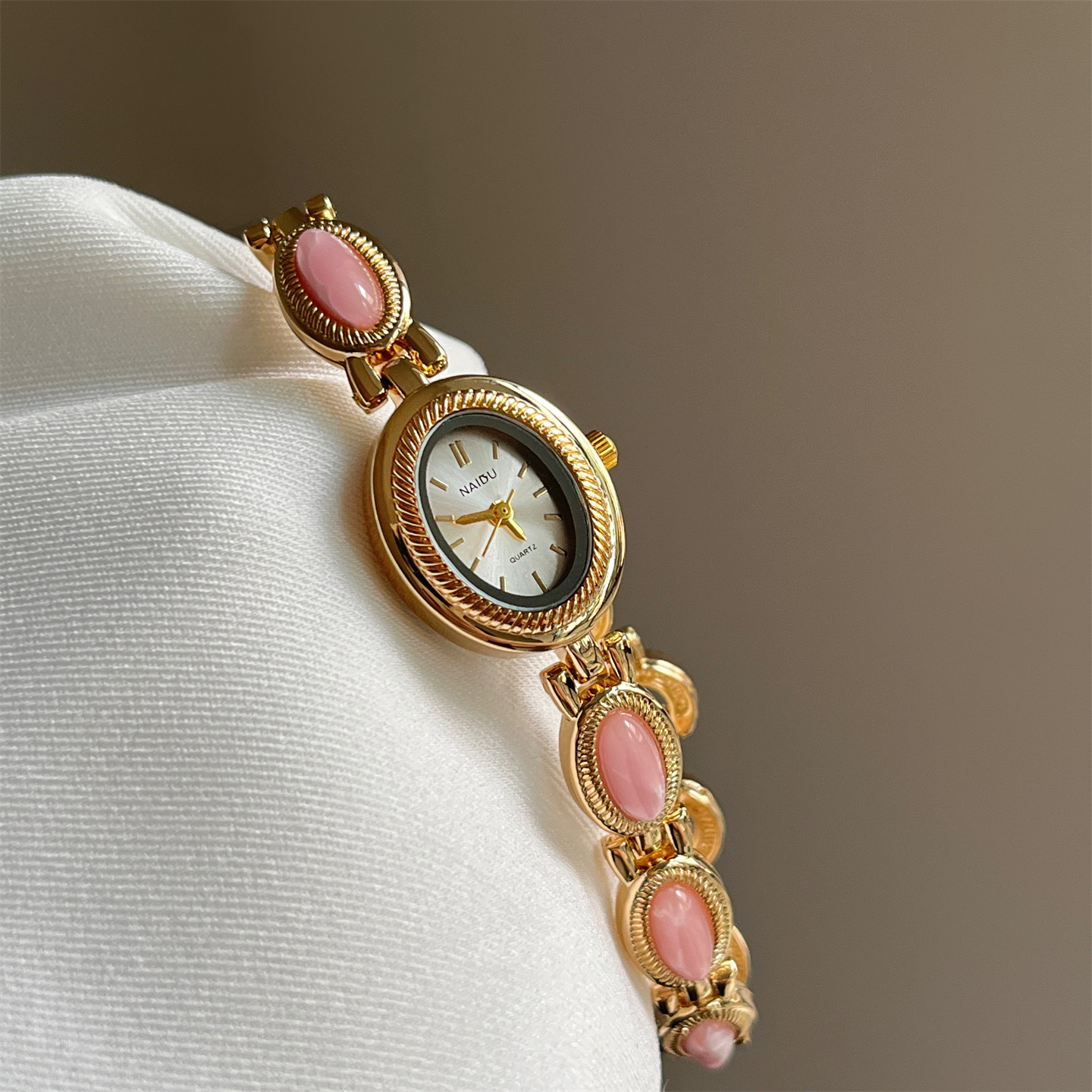 New Vintage Women's Watch with - Jewelry Like Watches 리뷰 및 가격